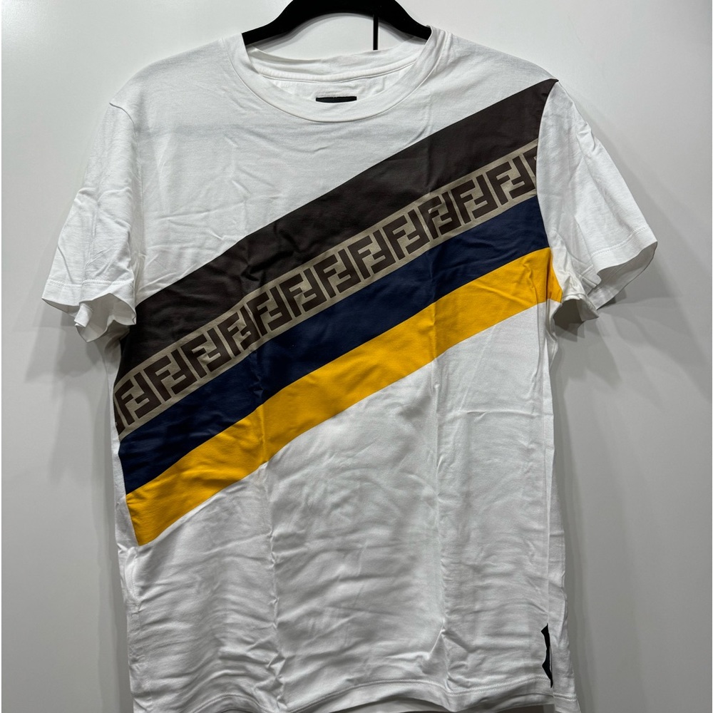Fendi t shirt